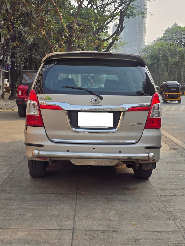 Second-hand 2014 Toyota Innova 2.5 G (Diesel) 7 Seater BS IV for sale in Mumbai-2