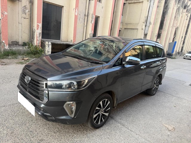 Second-hand 2022 Toyota Innova Crysta 2.4 ZX 7 STR AT for sale in New Delhi-4