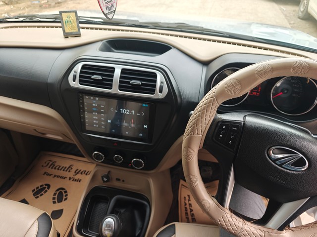 Second-hand 2018 Mahindra TUV 300 T10 for sale in Dehradun-10