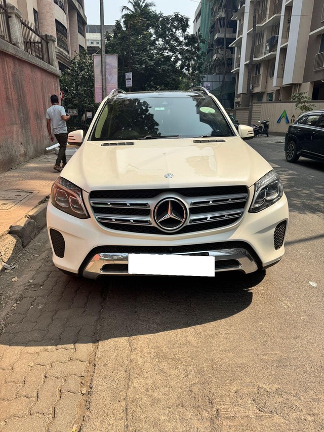 Mercedes-Benz GLS 350d 4MATIC Second-hand 2016 Mercedes-Benz GLS 350d 4MATIC for sale in Mumbai-3