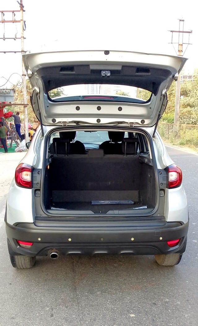 Second-hand 2019 Renault Captur 1.5 Diesel RXE for sale in Kolkata-7