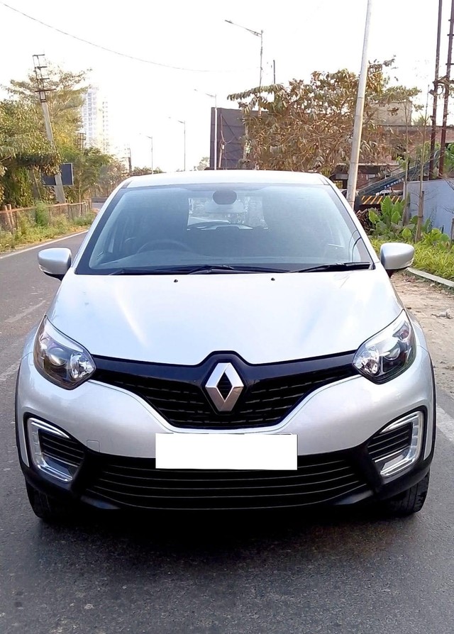 Second-hand 2019 Renault Captur 1.5 Diesel RXE for sale in Kolkata-3