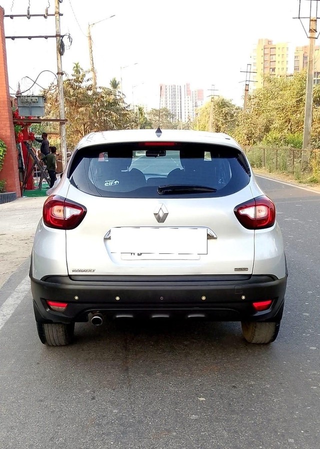 Second-hand 2019 Renault Captur 1.5 Diesel RXE for sale in Kolkata-10