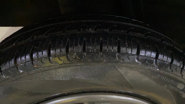 Second-hand 2019 Renault KWID 1.0 RXT Optional for sale in Surat-29