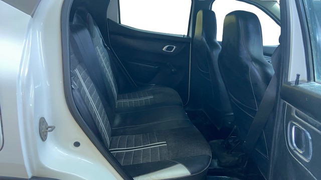 Second-hand 2019 Renault KWID 1.0 RXT Optional for sale in Surat-16