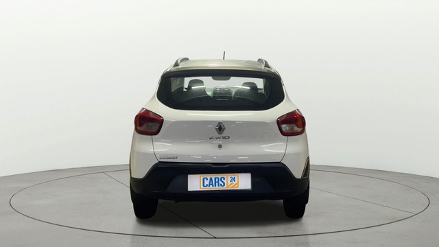 Second-hand 2019 Renault KWID 1.0 RXT Optional for sale in Surat-3