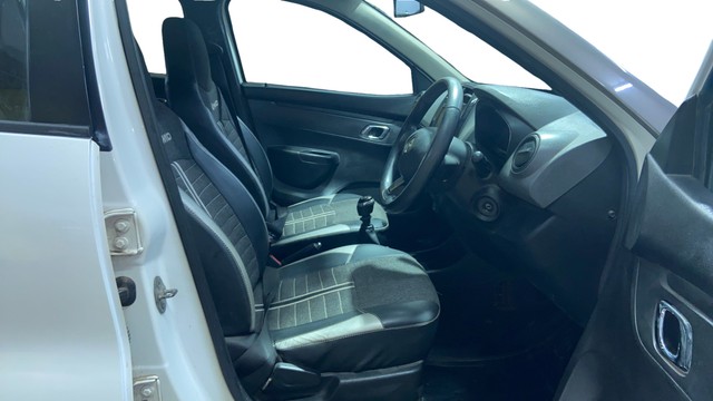 Second-hand 2019 Renault KWID 1.0 RXT Optional for sale in Surat-15