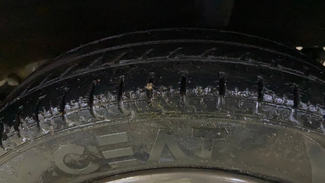 Second-hand 2019 Renault KWID 1.0 RXT Optional for sale in Surat-31