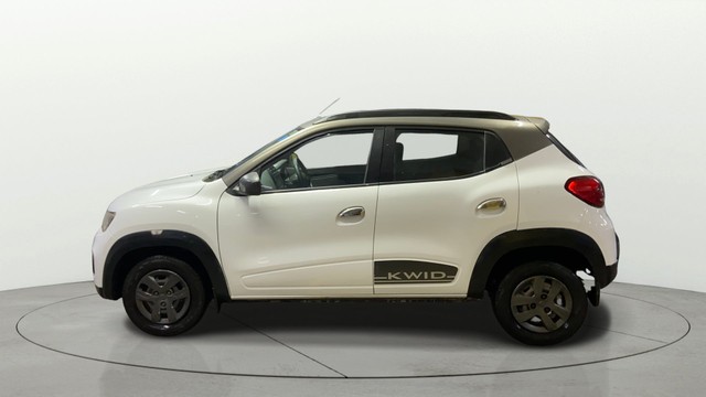 Second-hand 2019 Renault KWID 1.0 RXT Optional for sale in Surat-5