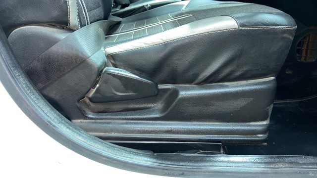 Second-hand 2019 Renault KWID 1.0 RXT Optional for sale in Surat-18