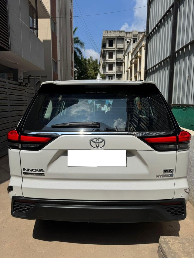 Second-hand 2023 Toyota Innova Hycross ZX Hybrid BSVI for sale in Chennai-1