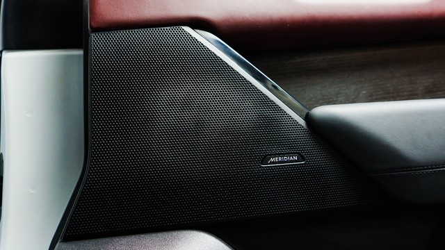 Second-hand 2024 Land Rover Range Rover Velar Dynamic HSE for sale in New Delhi-7