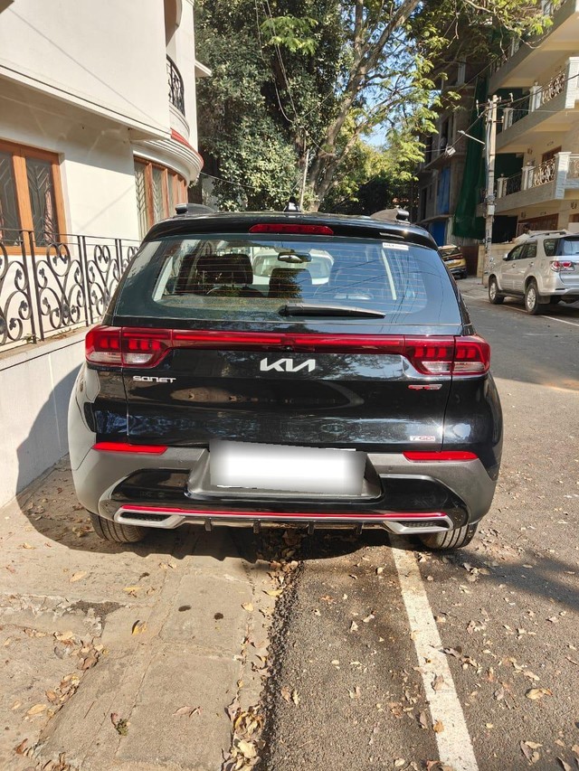 Second-hand 2023 Kia Sonet GTX Plus Turbo iMT BSVI for sale in Bangalore-2