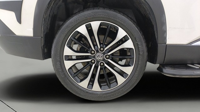 Second-hand 2021 MG Hector Sharp CVT for sale in New Delhi-25