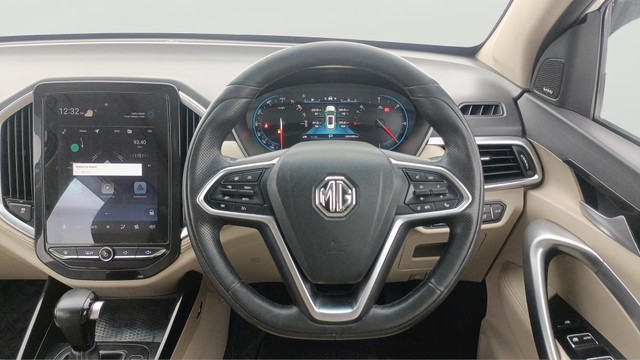 Second-hand 2021 MG Hector Sharp CVT for sale in New Delhi-12