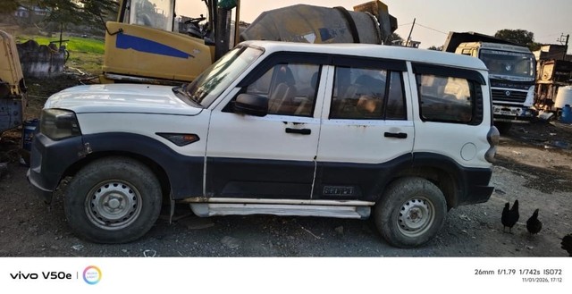 Second-hand 2015 Mahindra Scorpio S2 9 Seater for sale in Ratlam-3
