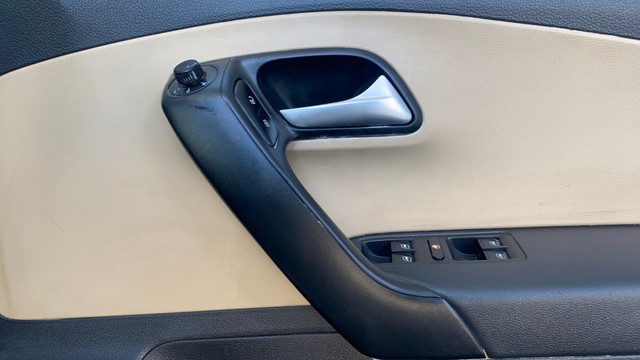 Second-hand 2017 Volkswagen Polo 1.2 MPI Highline for sale in Jaipur-17