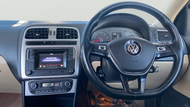 Second-hand 2017 Volkswagen Polo 1.2 MPI Highline for sale in Jaipur-12