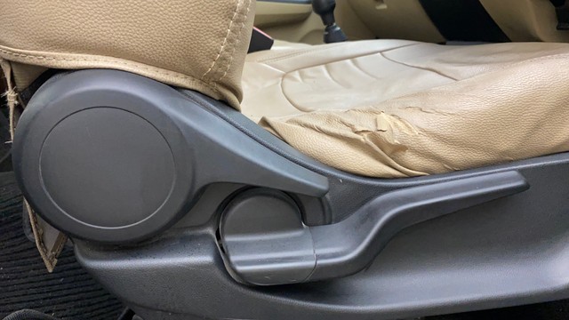 Second-hand 2019 Honda Amaze VX Opt Petrol BSIV for sale in Hyderabad-18