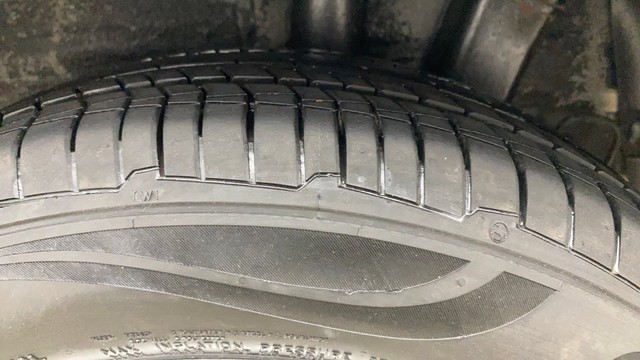 Second-hand 2014 Hyundai Grand i10 Asta for sale in Hyderabad-32