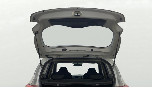 Second-hand 2014 Hyundai Grand i10 Asta for sale in Hyderabad-20