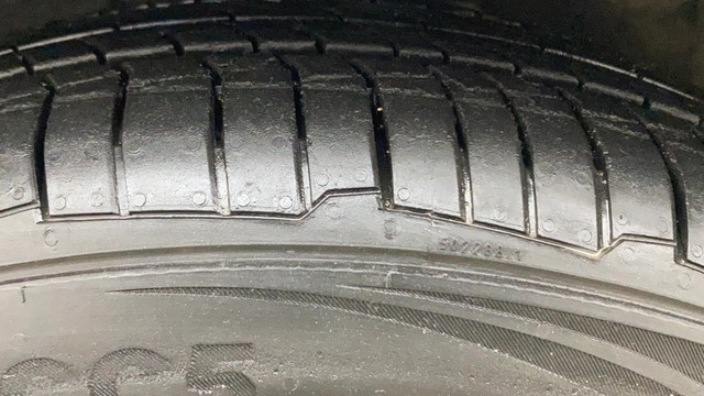 Second-hand 2014 Hyundai Grand i10 Asta for sale in Hyderabad-31