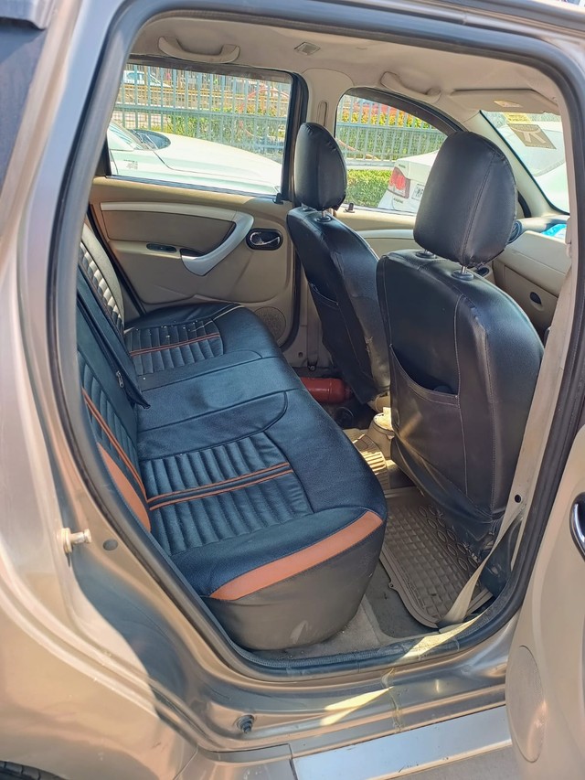 Nissan Terrano Groove Edition Second-hand 2015 Nissan Terrano Groove Edition for sale in New Delhi-7