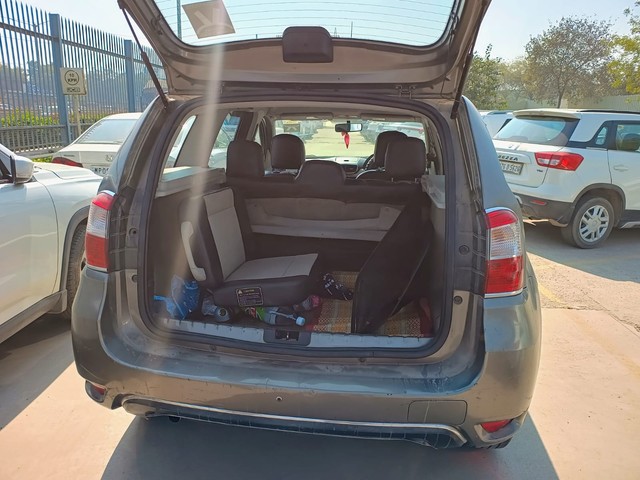 Nissan Terrano Groove Edition Second-hand 2015 Nissan Terrano Groove Edition for sale in New Delhi-6