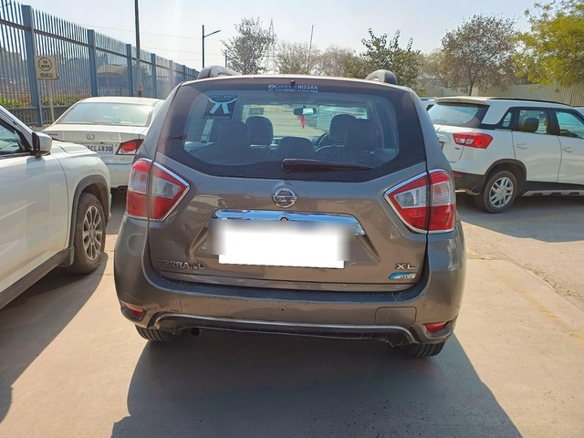 Nissan Terrano Groove Edition Second-hand 2015 Nissan Terrano Groove Edition for sale in New Delhi-2