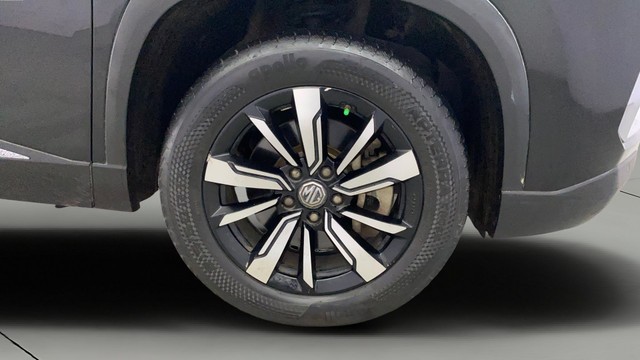 Second-hand 2019 MG Hector Sharp DCT for sale in Kochi-24