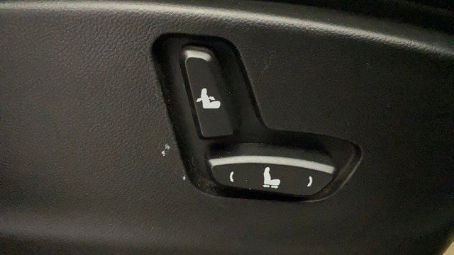 Second-hand 2019 MG Hector Sharp DCT for sale in Kochi-18