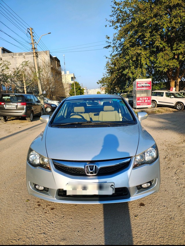 Second-hand 2011 Skoda Fabia 1.2 MPI Ambition for sale in Chandigarh-0