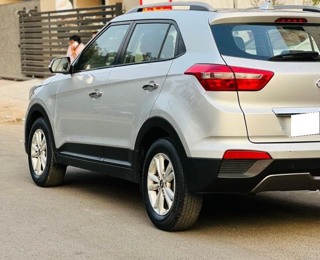 Second-hand 2016 Hyundai Creta 1.6 VTVT SX Plus for sale in Ahmedabad-4