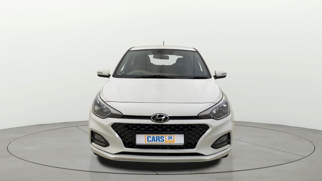 Second-hand 2018 Hyundai i20 1.2 Asta for sale in Navi Mumbai-18