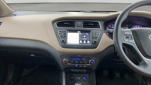 Second-hand 2018 Hyundai i20 1.2 Asta for sale in Navi Mumbai-2