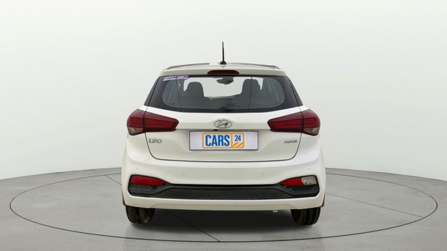 Second-hand 2018 Hyundai i20 1.2 Asta for sale in Navi Mumbai-14