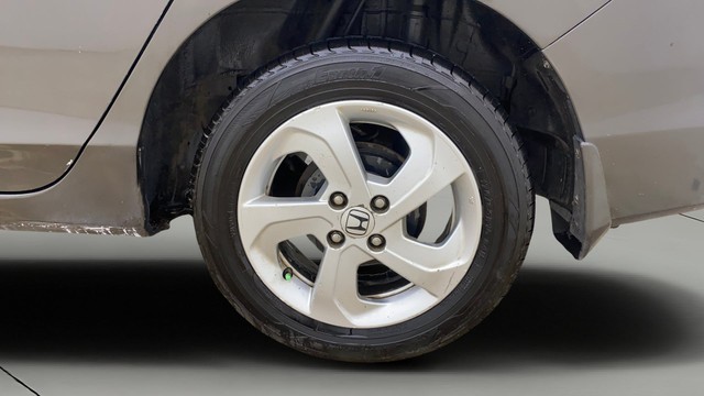 Second-hand 2016 Honda City i VTEC V for sale in Ahmedabad-26