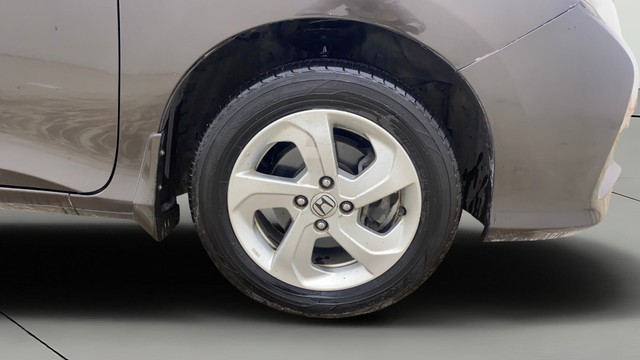 Second-hand 2016 Honda City i VTEC V for sale in Ahmedabad-23