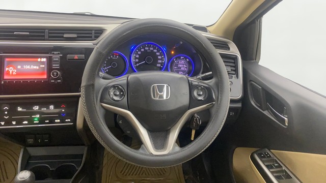 Second-hand 2016 Honda City i VTEC V for sale in Ahmedabad-12