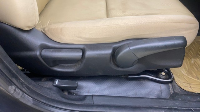 Second-hand 2016 Honda City i VTEC V for sale in Ahmedabad-18