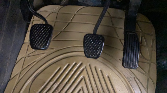 Second-hand 2016 Honda City i VTEC V for sale in Ahmedabad-14