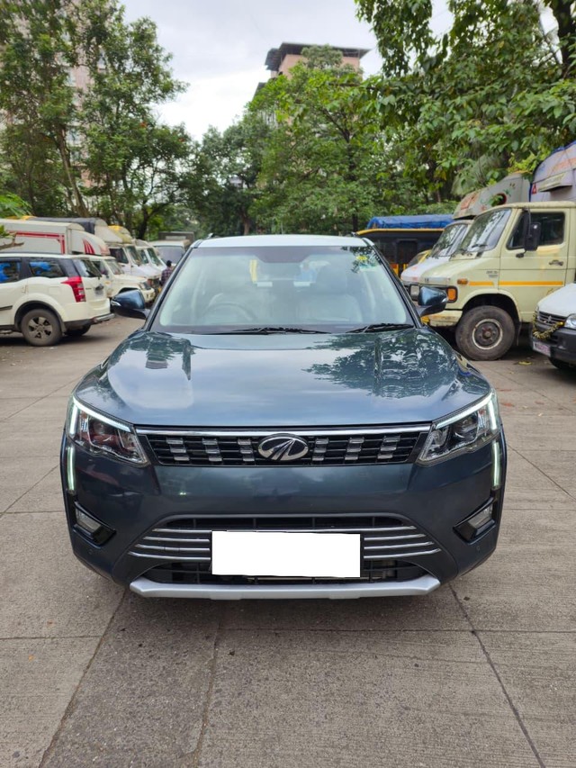 Second-hand 2021 Mahindra XUV300 W8 Diesel BSVI for sale in Thane-7