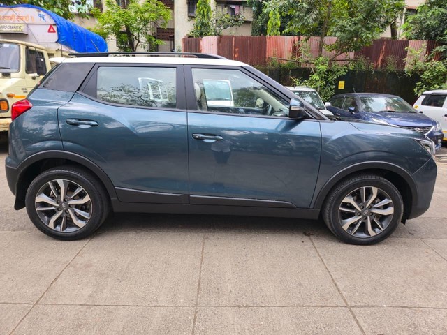 Second-hand 2021 Mahindra XUV300 W8 Diesel BSVI for sale in Thane-1