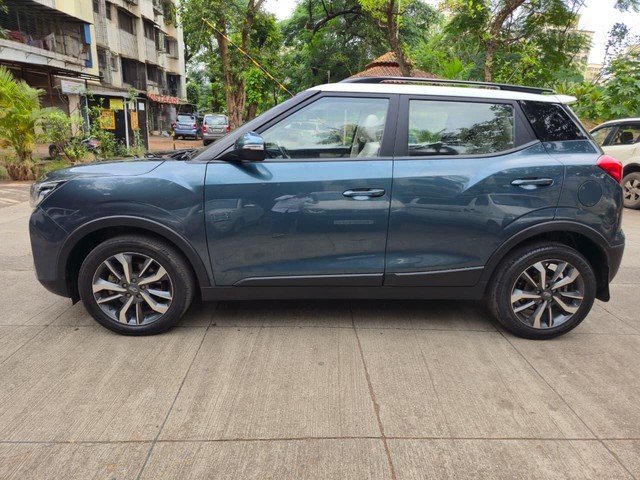 Second-hand 2021 Mahindra XUV300 W8 Diesel BSVI for sale in Thane-3