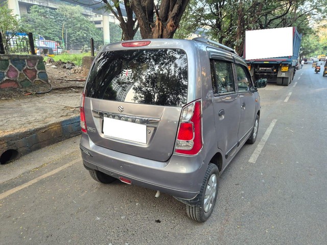 Second-hand 2015 Maruti Suzuki Wagon R LXI CNG for sale in Thane-7