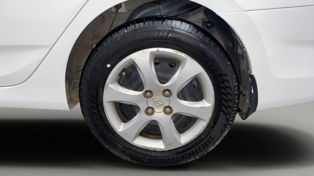 Second-hand 2013 Hyundai Verna 1.6 EX VTVT for sale in Kochi-26