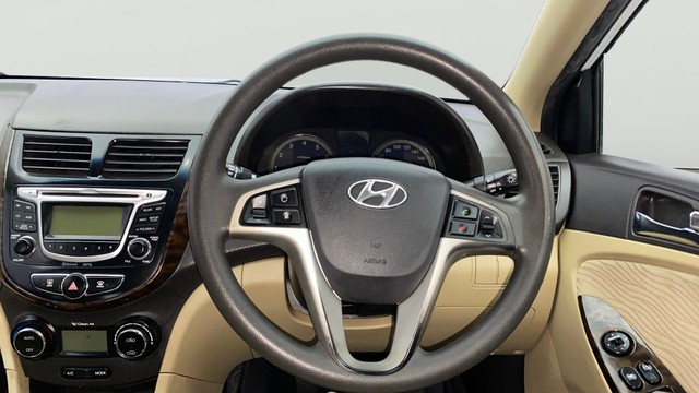 Second-hand 2013 Hyundai Verna 1.6 EX VTVT for sale in Kochi-12