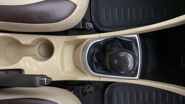 Second-hand 2013 Hyundai Verna 1.6 EX VTVT for sale in Kochi-13