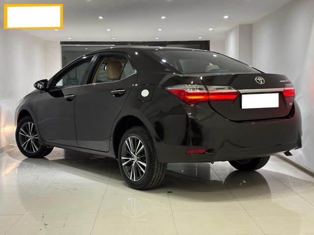 Second-hand 2019 Toyota Corolla Altis 1.8 VL CVT for sale in Hyderabad-2
