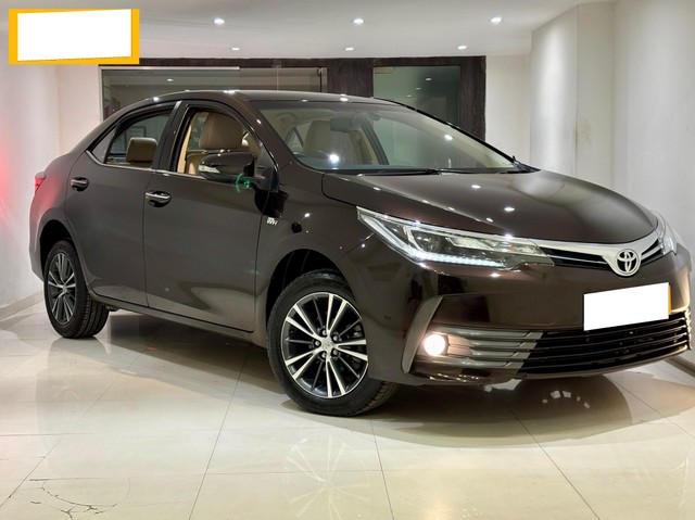 Second-hand 2019 Toyota Corolla Altis 1.8 VL CVT for sale in Hyderabad-5